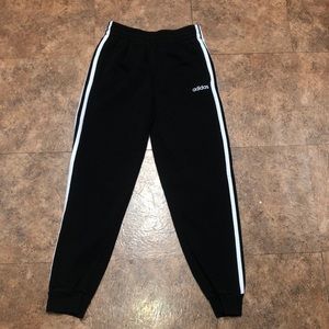 Adidas sweatpants❣️
